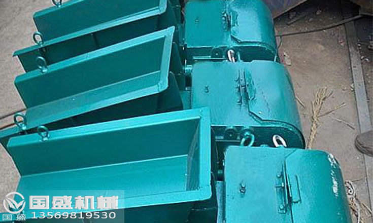 電磁振動給料機(jī)傳動部分 電磁振動給料機(jī)傳動部分